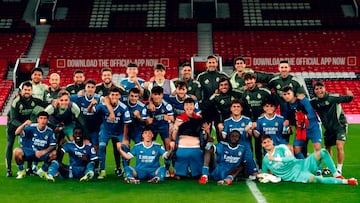 El Castilla celebra su triunfo contra el Manchester United en la Premier League International Cup.