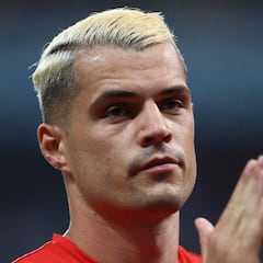 Xhaka, baja capital para Suiza