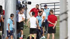 03/08/21 PRETEMPORADA 2021 2022
 ENTRENAMIENTO VALENCIA CF 
 JAUME BORDALAS CILLESEN
 
 
 
 
 