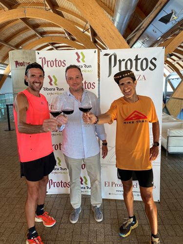 Chema Mart¨ªnez padrino de la Ribera Run Experience 2023
