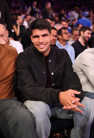 Carlos Alcaraz disfrutando del New York Knicks - Orlando Magic.