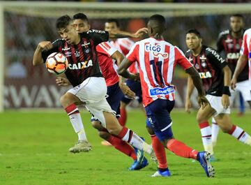 Junior y Atlético Paranaense empataron 1-1 en el estadio Metropolitano. Barranquilla gozó con los primeros 90 minutos de la final de Copa Sudamericana.