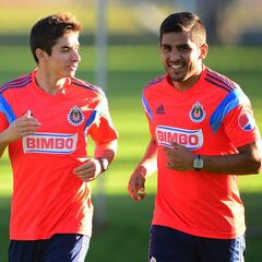 Jugadores con doble nacionalidad que han pasado por Chivas