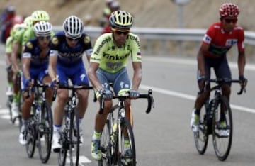 Nairo Quintana se fortalece en el liderato de la Vuelta a España.