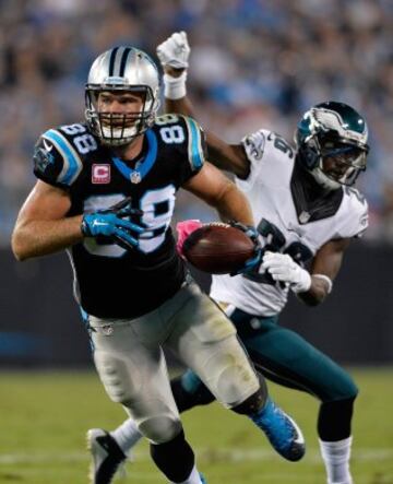 Greg Olsen, tiegh end de Carolina Panthers, es el mejor aliado de Cam Newton en ataque.