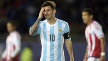 Bravo, Godín, Messi y Neymar en el 11 ideal de la primera jornada