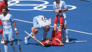 Agreden a un español con un stick en la cabeza al final del Argentina - España de hockey