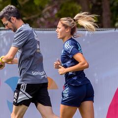 Laia, entre algodones