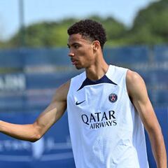 La nueva joya del PSG que no se deja intimidar por las estrellas