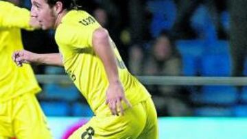 <b>DECISIVO. </b>Los tantos de Capdevila se traducen casi siempre en victorias para el Submarino.