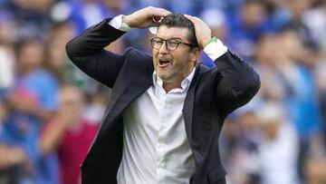 ‘Chepo’ de la Torre sería el nuevo entrenador de Cruz Azul