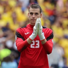 Lunin: “Obviamente, quiero quedarme en el Real Madrid”