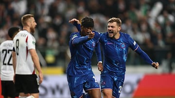 El Chelsea de Maresca recibe al Legia en Stamford Bridge para buscar culminar la obra e instalarse en las semifinales de la Conference League.