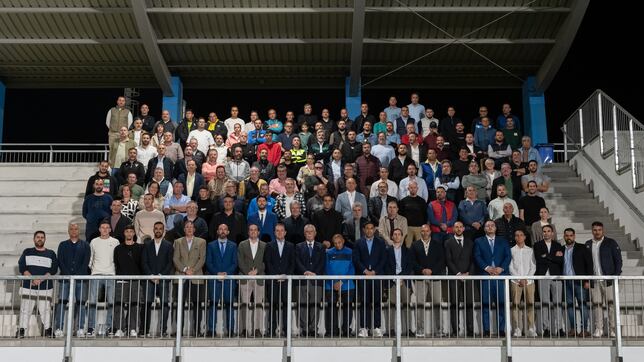 El Málaga suscribe un acuerdo con 65 clubes de la provincia