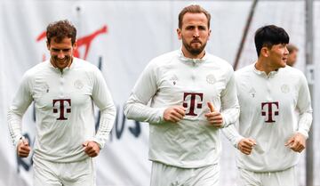 Goretzka, Musiala y Kim, durante el último entrenamiento del Bayern.