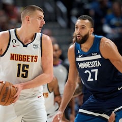 When do the NBA 2024 playoffs start?