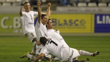 Un gol de Curto calló al Calderón y dio inicio al Atlético de Simeone