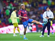 Gonzalo Piovi of Cruz Azul during the 14th round match between America and Cruz Azul as part of the Liga BBVA MX Varonil, Torneo Clausura 2026 at Banorte (Azteca) Stadium, on April 11, 2026 in Mexico City, Mexico.