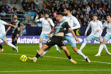 Dani Lorenzo, otro nivel en el Málaga de Funes