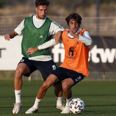 El Eibar recibe a Osasuna con Bryan Gil y Pozo como atracciones