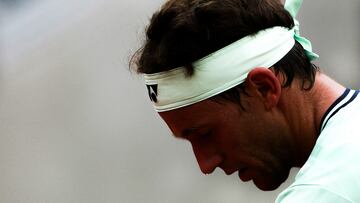 Casper Ruud, cabizbajo contra Nuno Borges en Roland Garros.