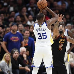 Números de récord y otro triple asesino para Kevin Durant