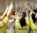 El emotivo 'You'll Never Walk Alone' de este equipo de médicos