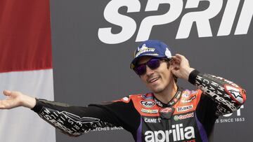 AUSTIN, TEXAS - APRIL 13: Maverick Vinales of Spain and Aprilia Racing celebrates the victory on the podium during the MotoGP Of The Americas - Sprint on April 13, 2024 at Circuit of the Americas in Austin, Texas.   Mirco Lazzari gp/Getty Images/AFP (Photo by Mirco Lazzari gp / GETTY IMAGES NORTH AMERICA / Getty Images via AFP)