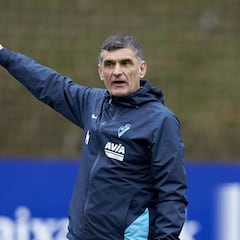 El Eibar, único club vasco que aún no ha bajado el sueldo a futbolistas