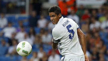 Varane da la espalda a Mourinho y el Manchester United.