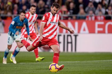 Girona 1-0 Atlético de Madrid | Penalti a favor del Girona tras una falta de Oblak sobre Stuani. El propio delantero se encargó de lanzar la pena máxima, engañando al portero rojiblanco y anotando el gol.

