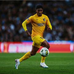 Yony González, cerca de regresar a Fluminense