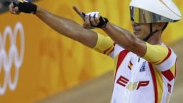 <b>ORO.</b>El mallorquín ha conseguido la victoria en ciclismo en pista modalidad de puntuación y da a España la tercera medalla en las olimpiadas de Pekín.