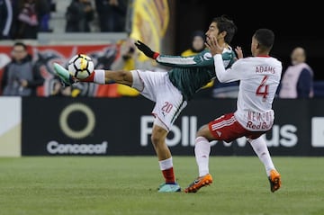 Chivas empata ante NY Red Bulls y es finalista de Concachampions