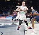 El Bayern, con un gran Hunter, supera al Baskonia con autoridad