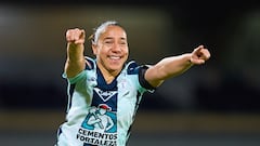 Charlyn Corral hace historia: se mantiene como la máxima goleadora del mundo