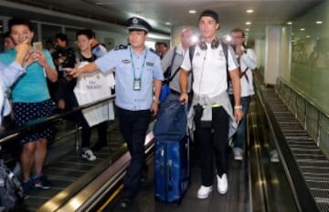 Cientos de aficionados chinos recibieron al Real Madrid. Cristiano Ronaldo.