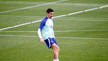 Stefan Savic, durante un entrenamiento del Atlético.