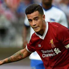 El Barça ve “muy difícil” llevarse el pack Coutinho-Dembélé