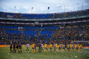 




El Clásico Regio entre las Felinas de Tigres y las Rayadas de Monterrey regaló un emocionante empate a 2, con remontada, penal incluido y marca de asistencia con más de 37,500 asistentes.

