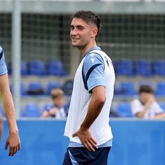 Gorrotxategi y Goti ilusionan en una Real casi al completo, pero sin Sadiq ni Zakharyan