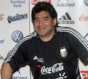 Maradona cree que el Real Madrid "va a cambiar mucho con Kaká"