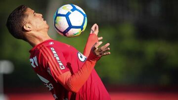 Gustavo Cuéllar, volante colombiano en elFlamengo