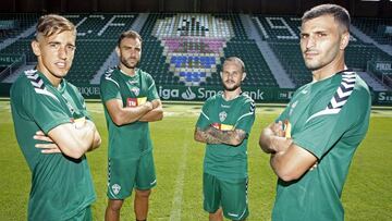 16/08/19 
 ELCHE 
 EDGAR BADIA, GONZALO VERDU, IVAN SANCHEZ Y YACINE QASMI ENTREVISTA