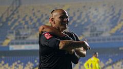 Humberto Suazo anota su gol 300 y va por un histórico