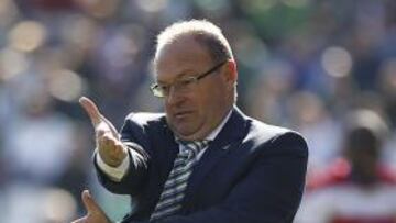 <b>HISTÓRICO. </b>Pepe Mel va entrando poco a poco en la mejor historia del Betis.