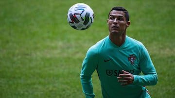 Cristiano Ronaldo en el entrenamiento de Portugal.