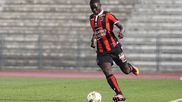 Malang Sarr la perla por la que pelean Madrid y Barcelona