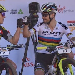 Nino Schurter no podrá revalidar su título en la Cape Epic