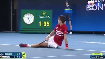 Nadal no gan車 pero dej車 a Djokovic en el suelo: puntazo para la historia